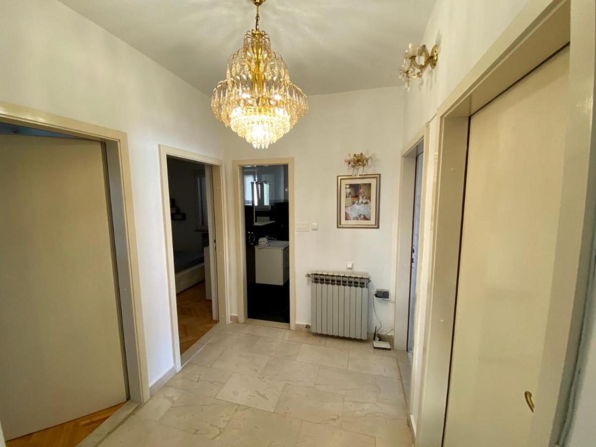 Meri Apartment